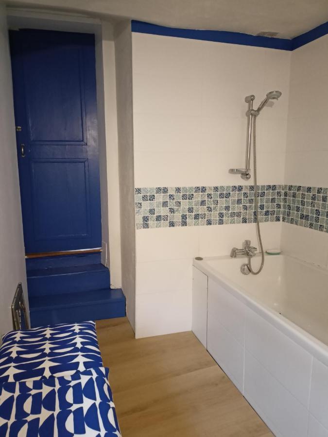 Appartement Cosy Et Chaleureux Saint-Arnoult-en-Yvelines Esterno foto