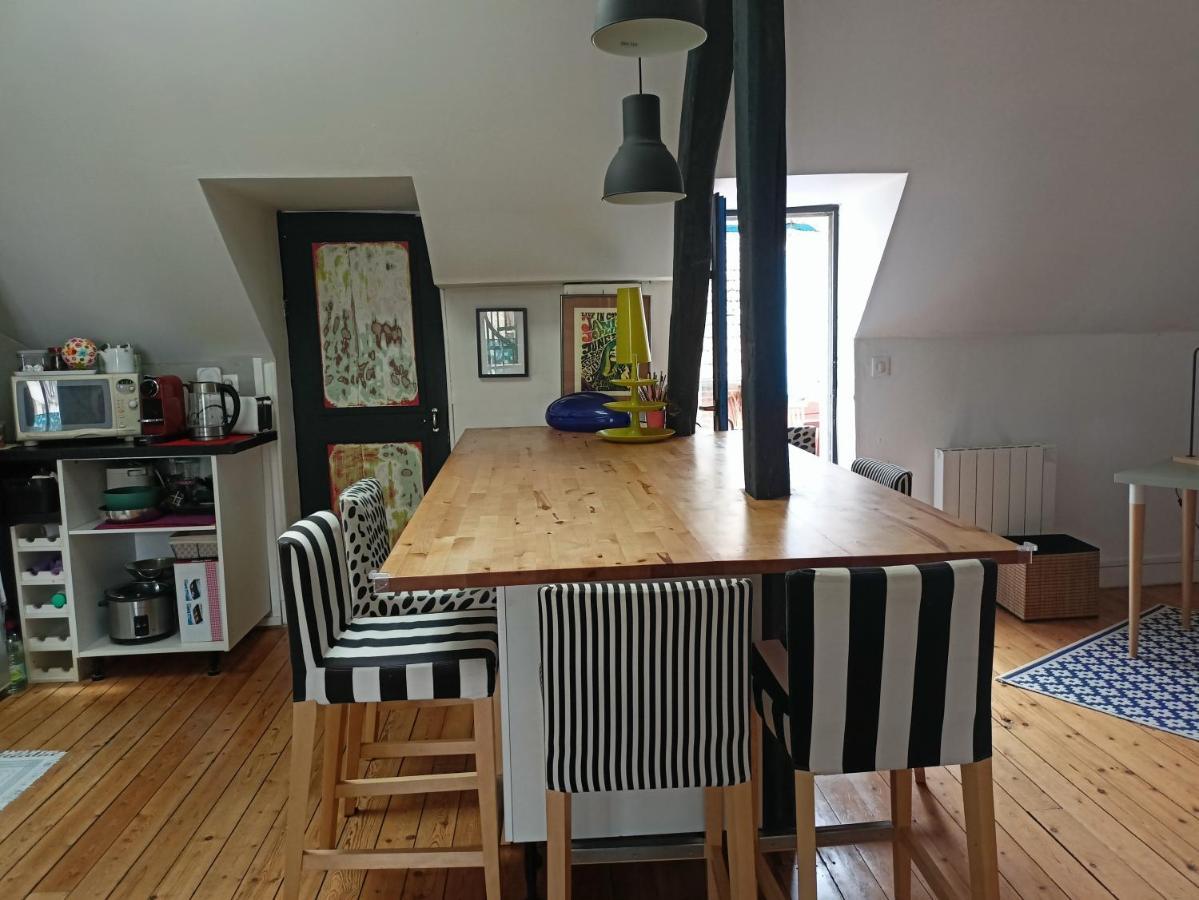 Appartement Cosy Et Chaleureux Saint-Arnoult-en-Yvelines Esterno foto